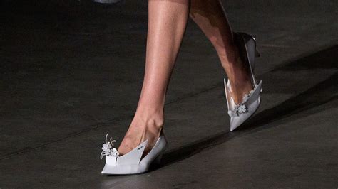 Scarpe Prada origami: i modelli di cui ci siamo innamorati sono in 